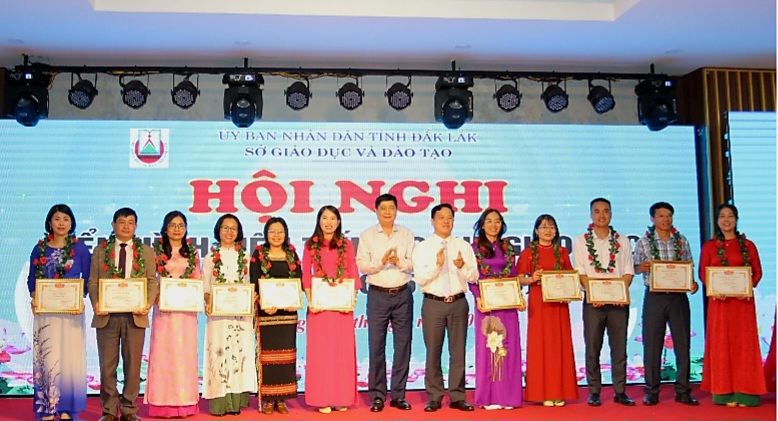 CT HKH tỉnh trao thưởng